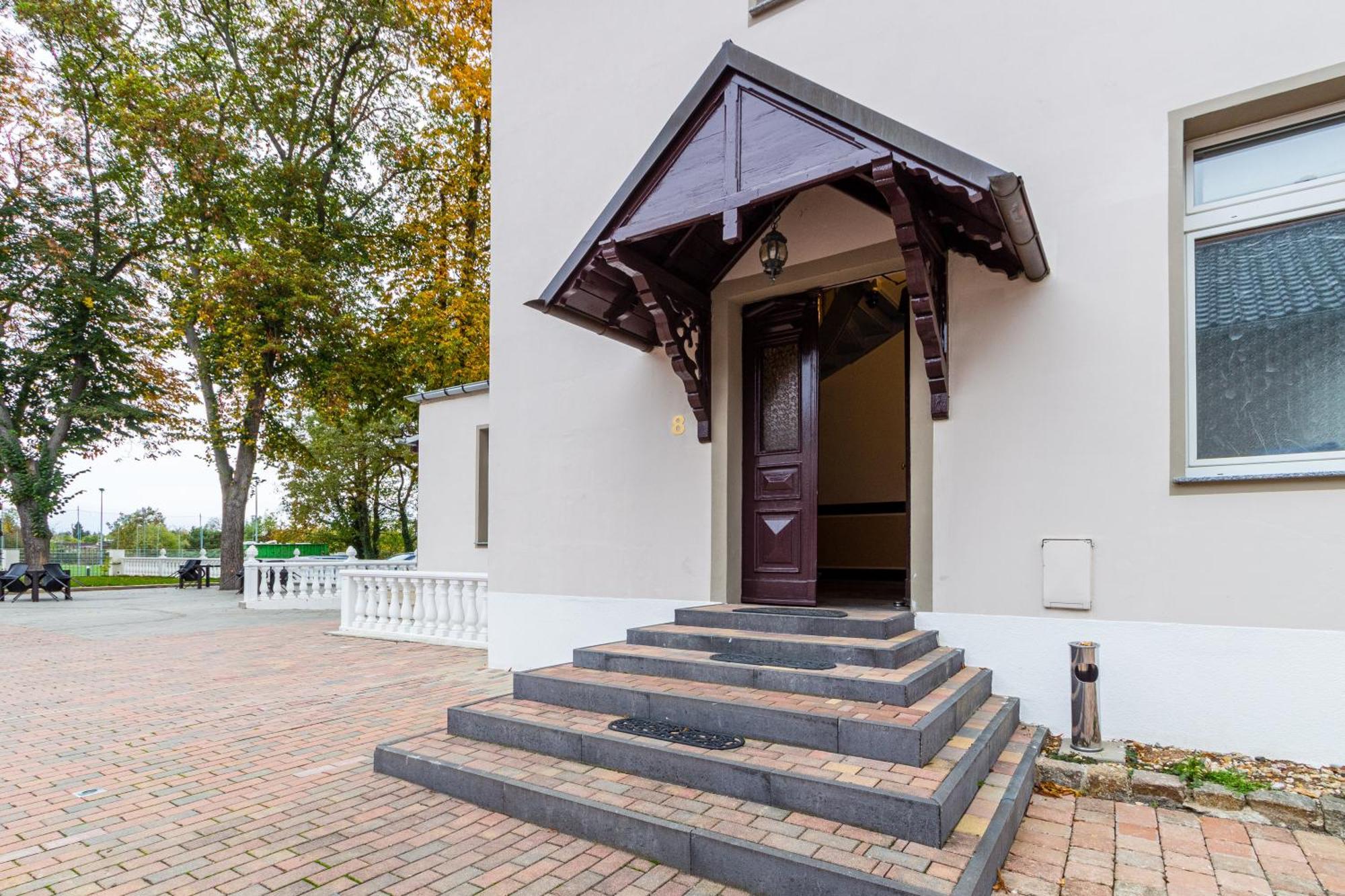 Voyage Pension Leipzig Exterior photo